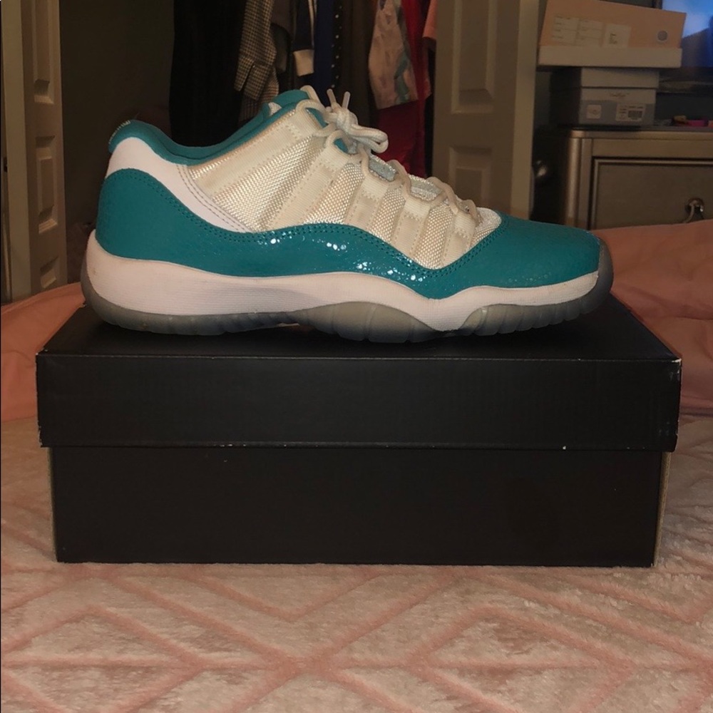 Air Jordan Retro 11